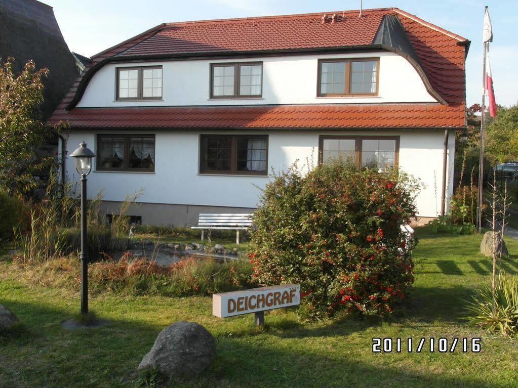 Pension Deichgraf Middelhagen Bagian luar foto