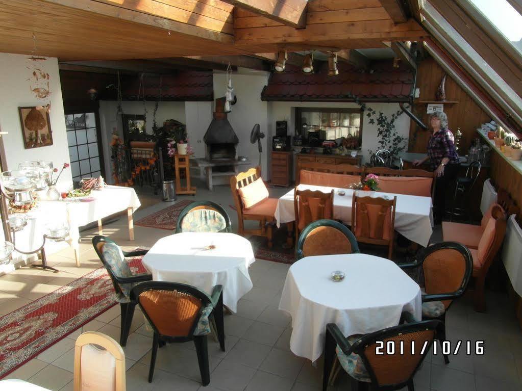 Pension Deichgraf Middelhagen Bagian luar foto